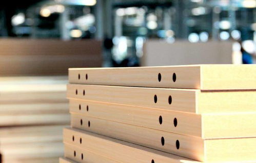 全屋定制為何青睞實(shí)木多層板？五大核心優(yōu)勢(shì)揭秘